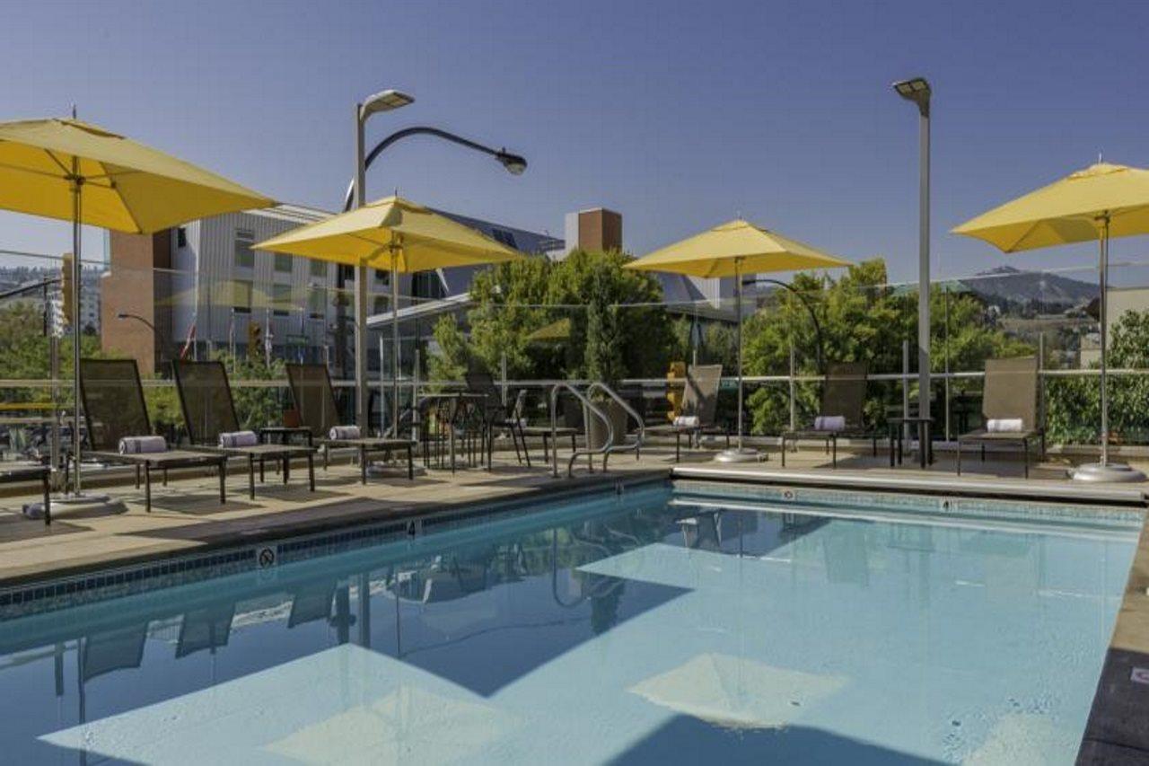 Delta Hotels By Marriott Kamloops Extérieur photo