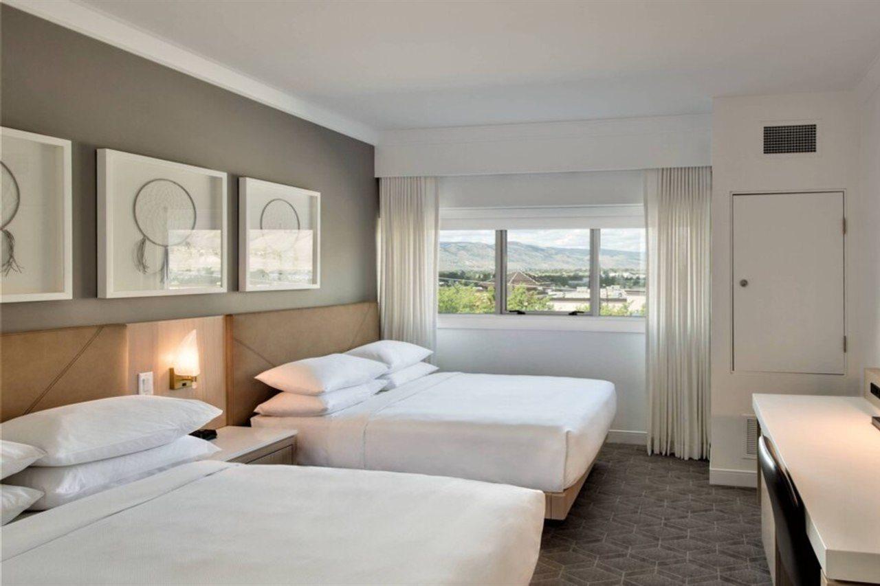 Delta Hotels By Marriott Kamloops Extérieur photo