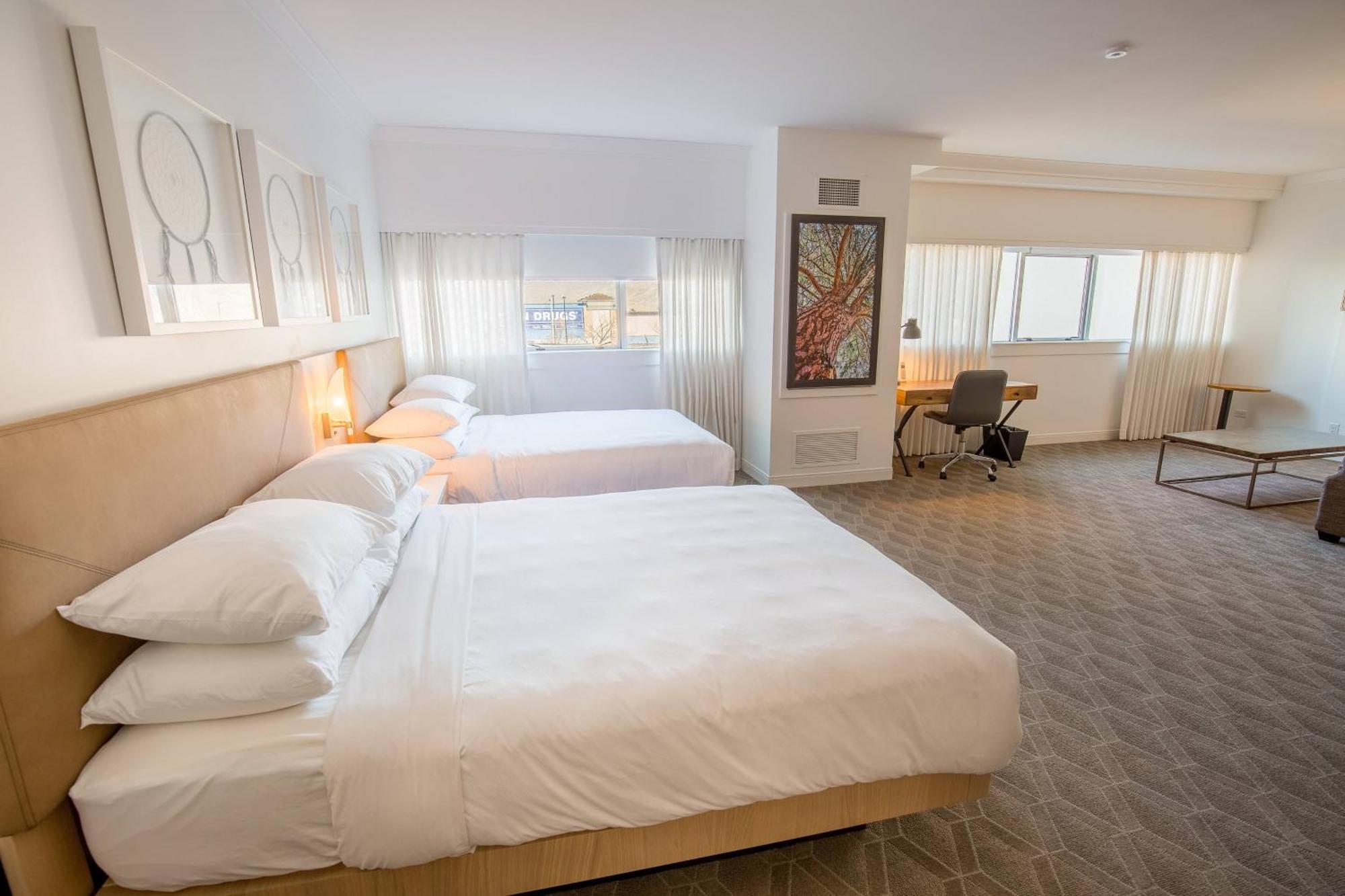 Delta Hotels By Marriott Kamloops Extérieur photo